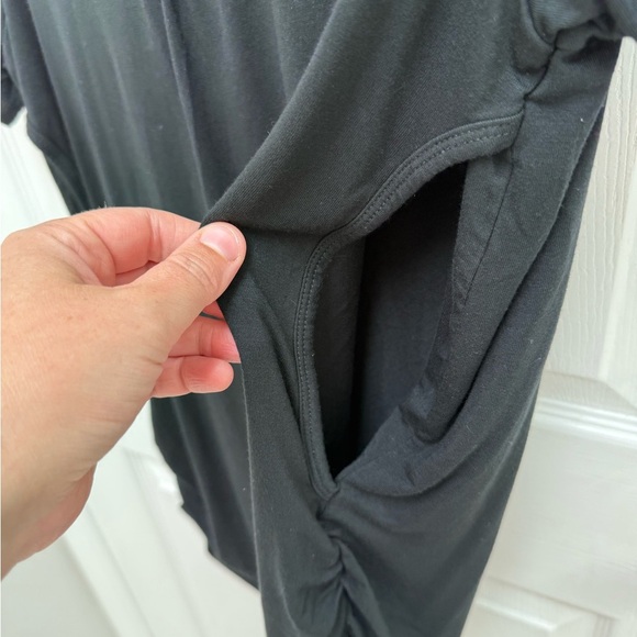 Bamboobies Black Nursing Top Women’s Medium Bamboo Blend - Picture 3 of 5